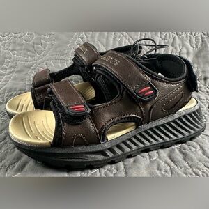 Thereabouts Toddler Boys Brown Lil Gulf Strap Sandals NWT Various Sizes